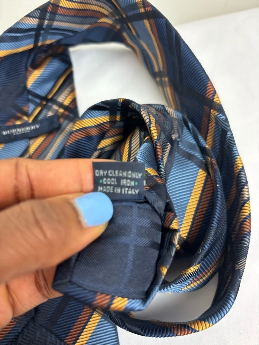 Burberry Silk Tie in Geometric Gold and Navy Blue Pattern
